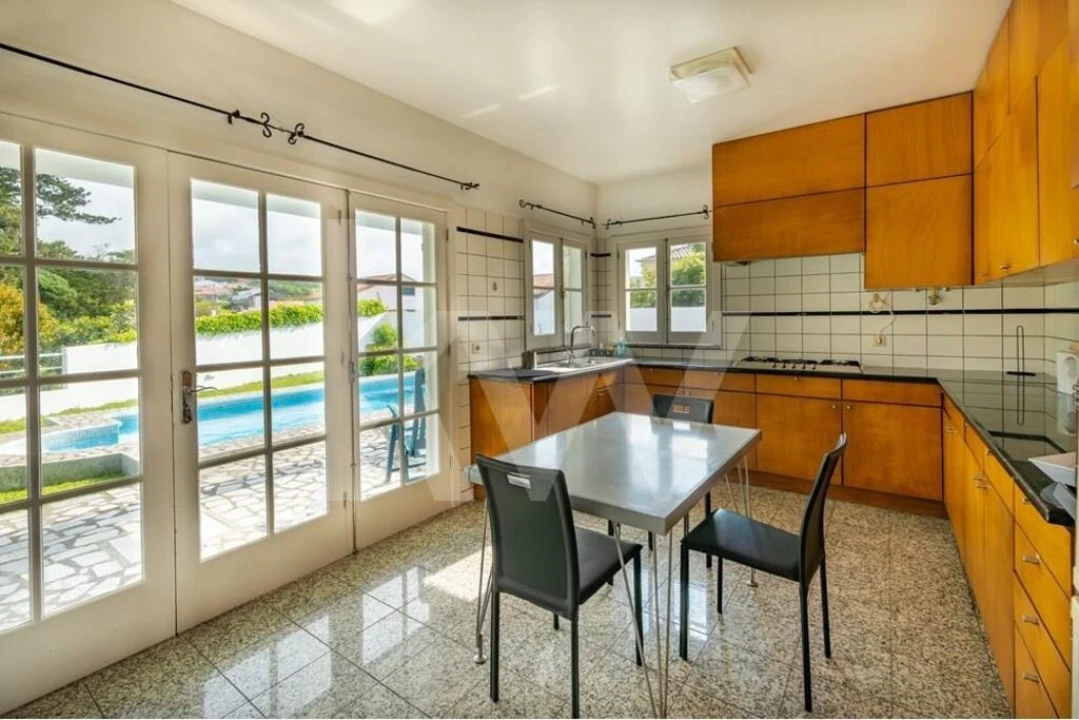 Moradia T8 para Venda em Rosto do Cão (Livramento) Foto 13