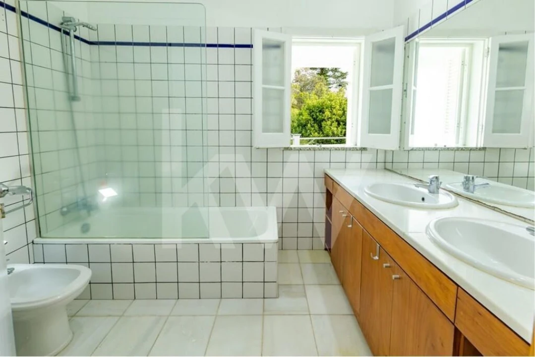 Moradia T8 para Venda em Rosto do Cão (Livramento) Foto 18