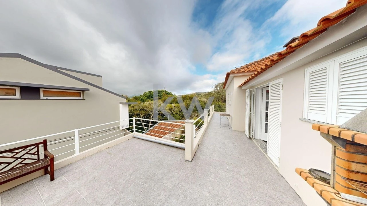 Moradia T8 para Venda em Rosto do Cão (Livramento) Foto 35