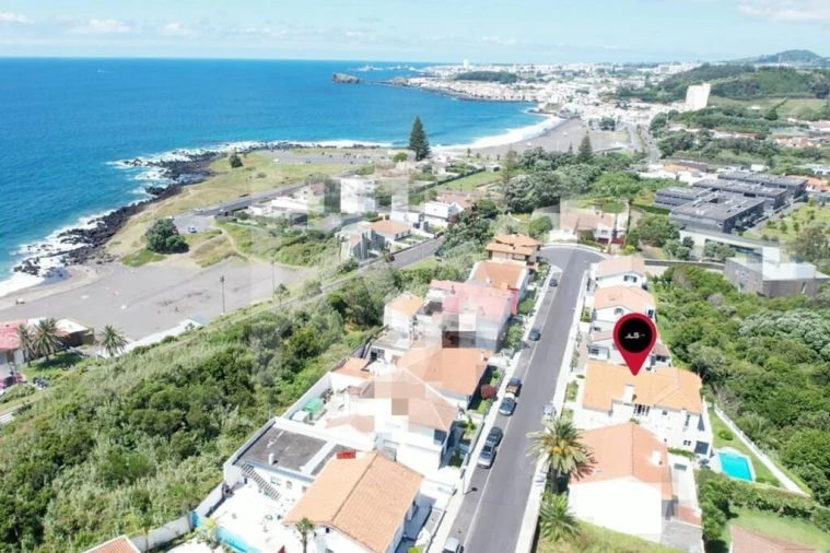 Moradia T8 para Venda em Rosto do Cão (Livramento) Foto 47