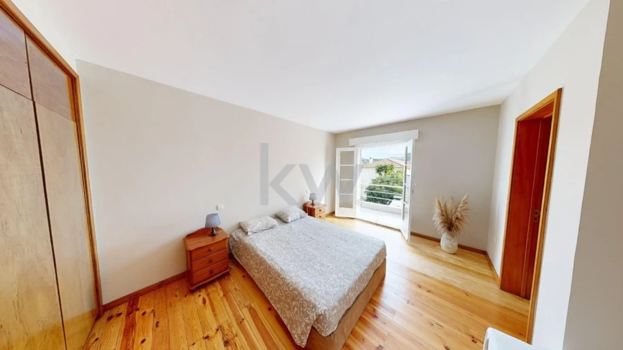 Moradia T8 para Venda em Rosto do Cão (Livramento) Foto 25