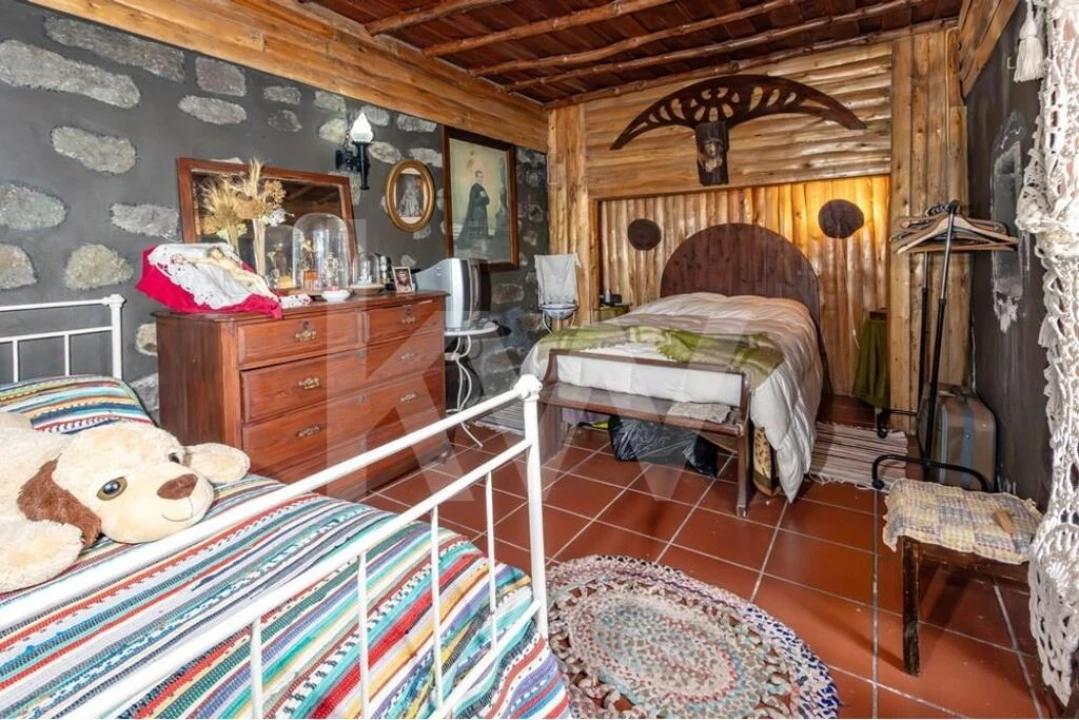 Moradia T4 para Venda em Lomba da Fazenda Foto 19