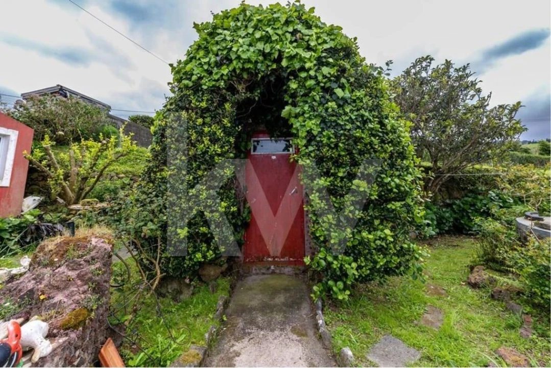 Moradia T4 para Venda em Lomba da Fazenda Foto 39