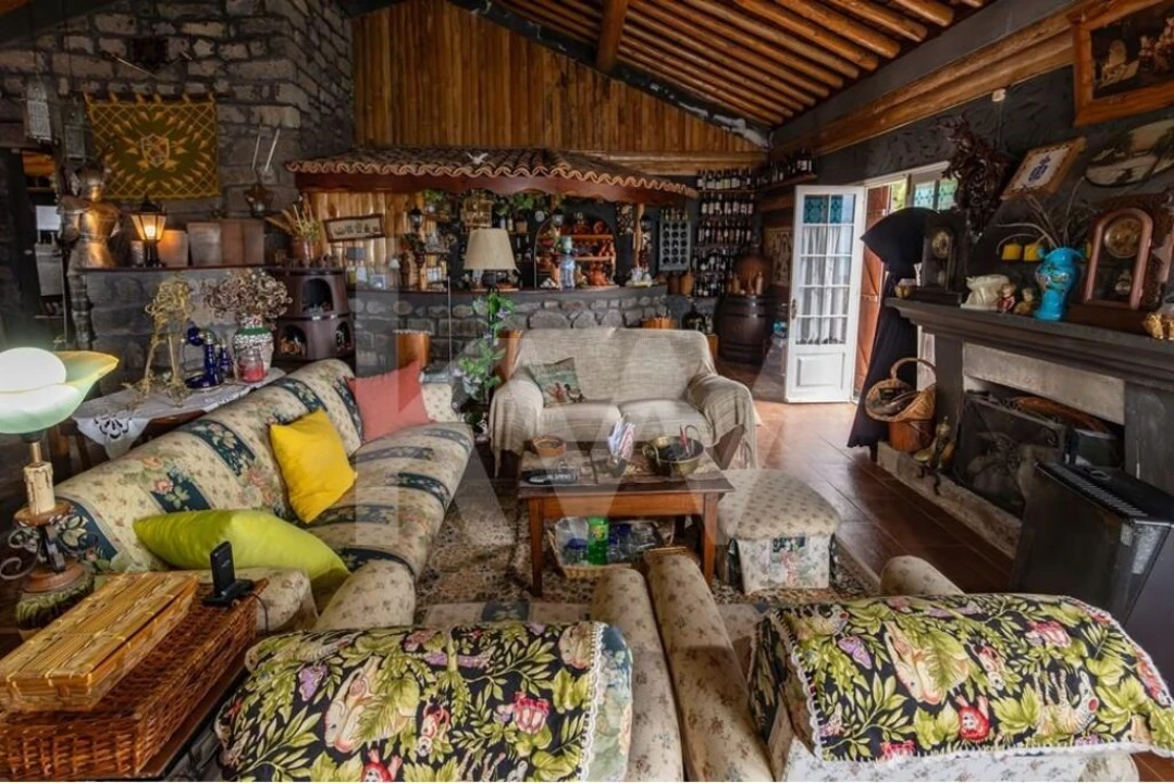 Moradia T4 para Venda em Lomba da Fazenda Foto 44