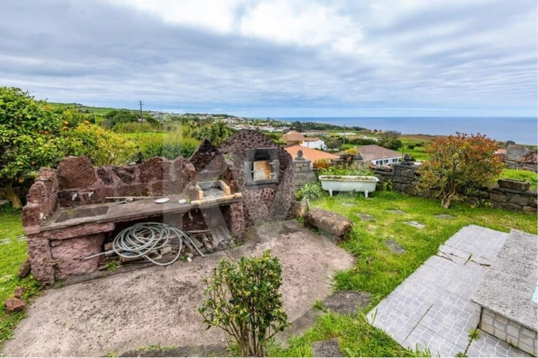 Moradia T4 para Venda em Lomba da Fazenda Foto 38