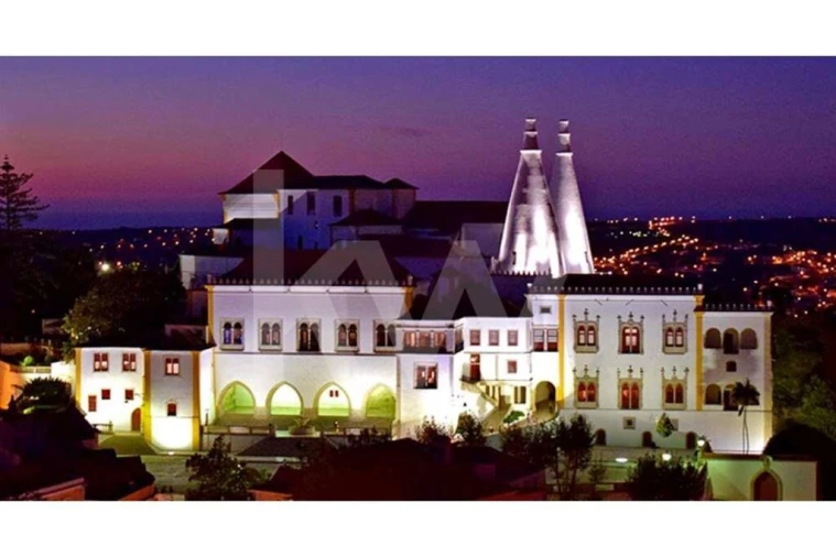 Prédio para Venda em Agualva e Mira-Sintra Foto 24