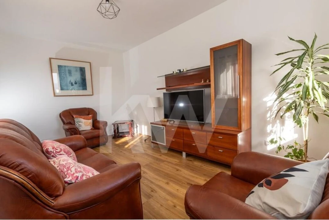 Moradia T3 para Venda em Nordeste Foto 14