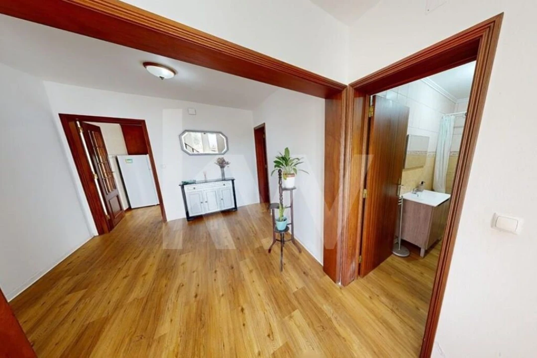 Moradia T3 para Venda em Nordeste Foto 15