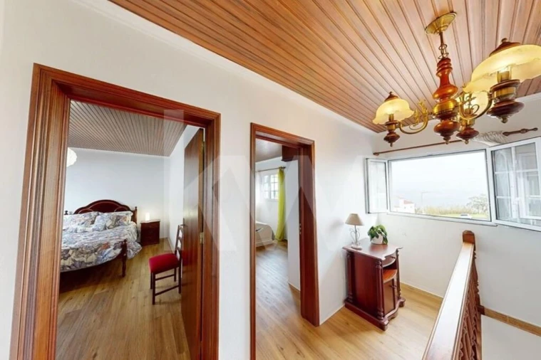 Moradia T3 para Venda em Nordeste Foto 32