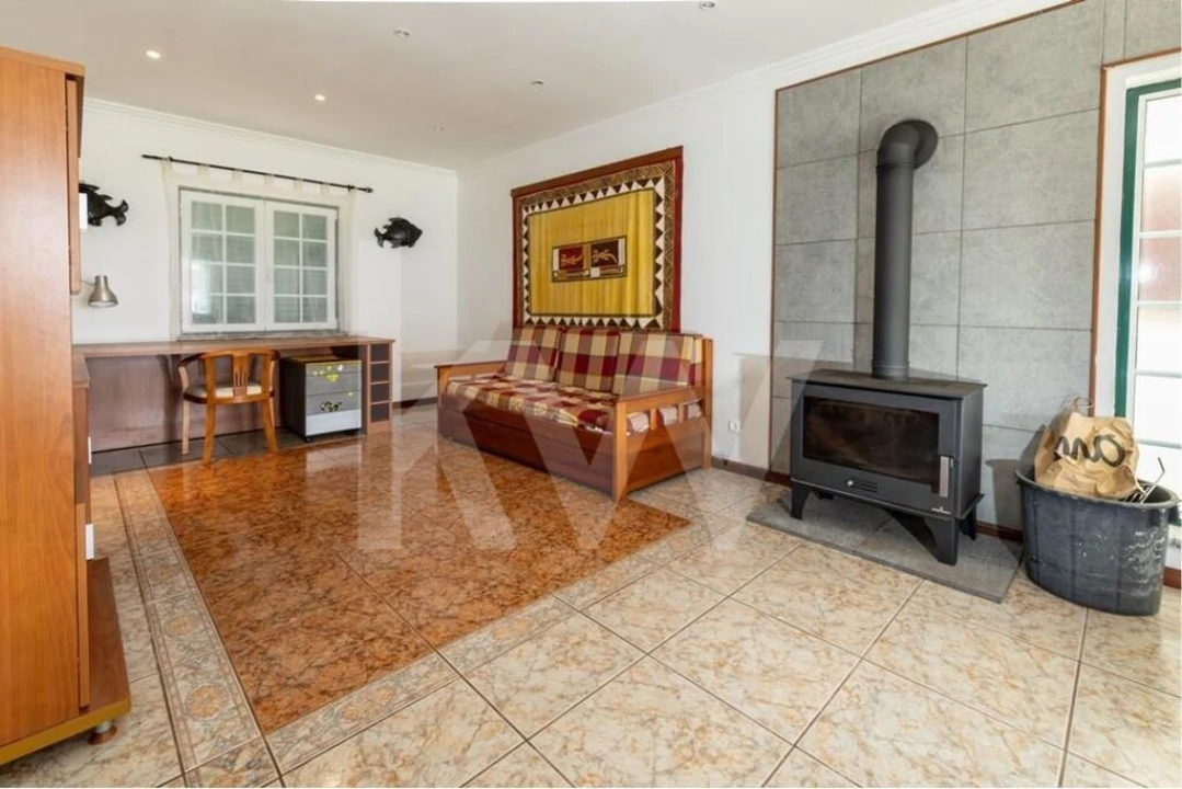 Moradia T5 para Venda em Santa Cruz das Flores Foto 10