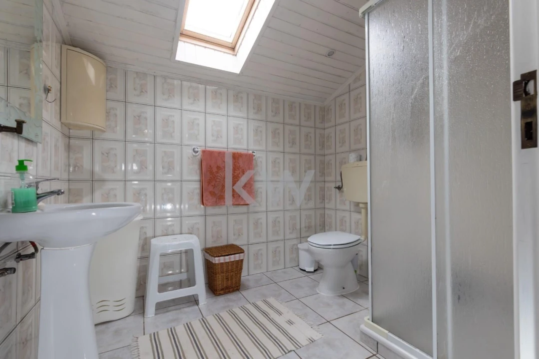 Moradia T5 para Venda em Santa Cruz das Flores Foto 29