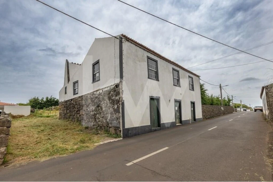 Moradia T2 para Venda em Santa Cruz da Graciosa Foto 7