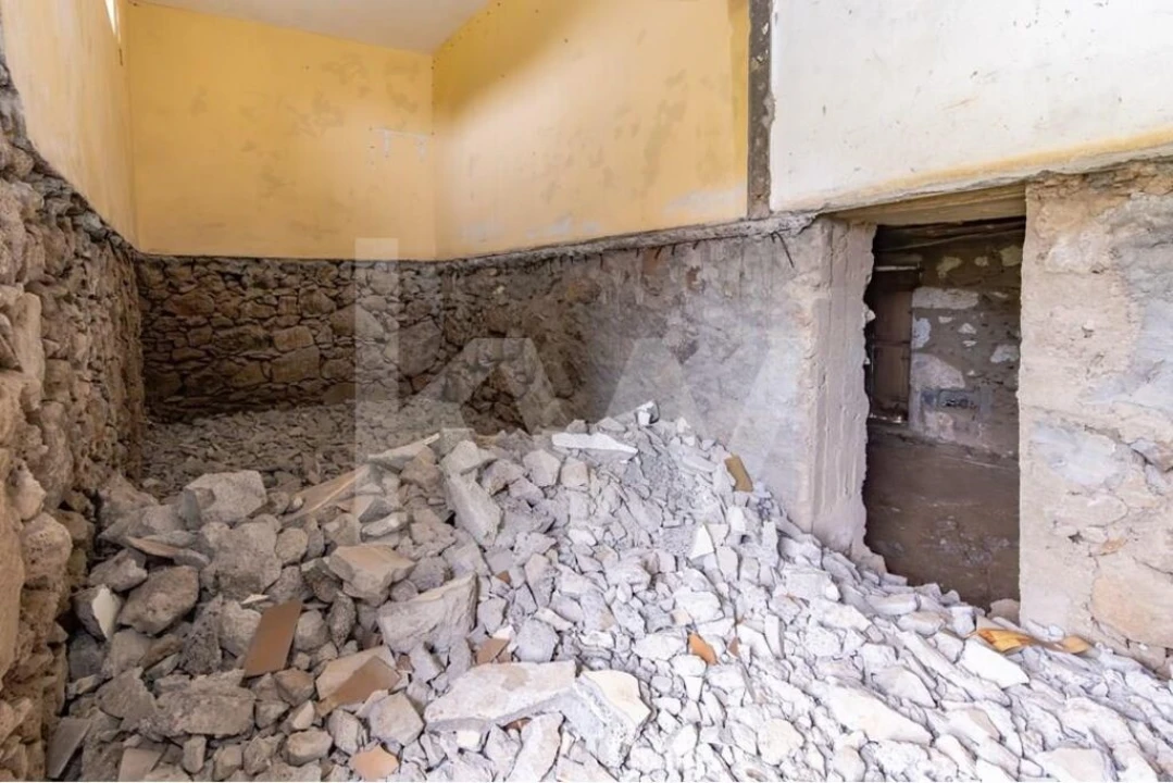 Moradia T2 para Venda em Santa Cruz da Graciosa Foto 9