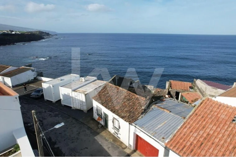 Moradia T2 para Venda em Calhetas Foto 16