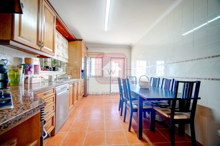 Moradia T4 para Venda em Azueira e Sobral da Abelheira Foto 11