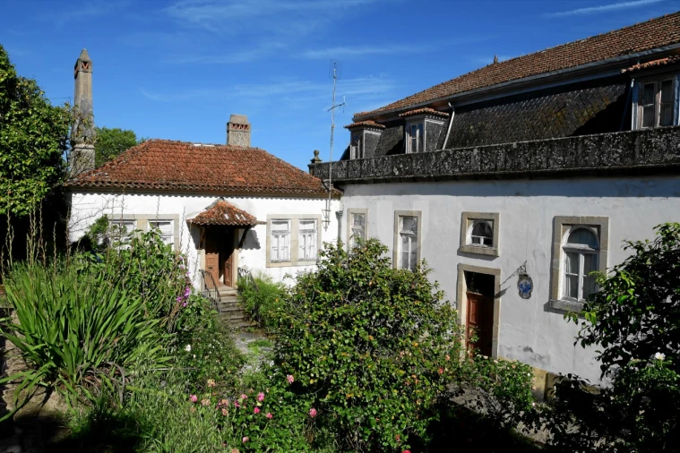 Moradia T10 para Venda em Tortosendo Foto 30