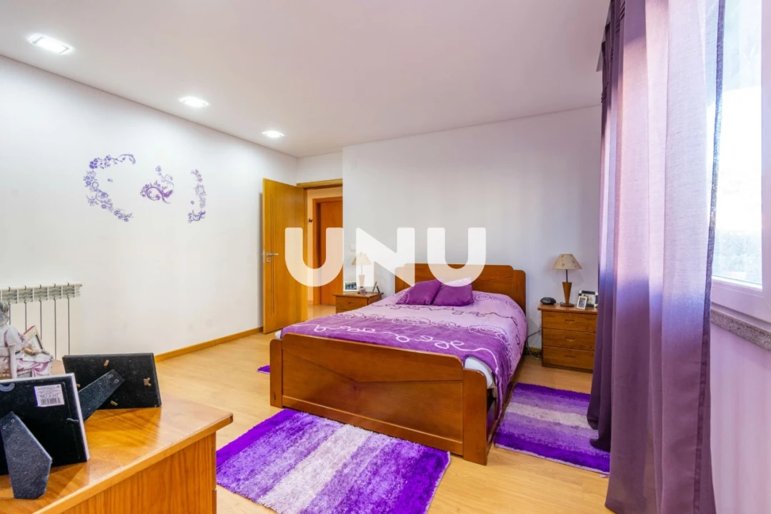 Moradia T5 para Venda em Boidobra Foto 8