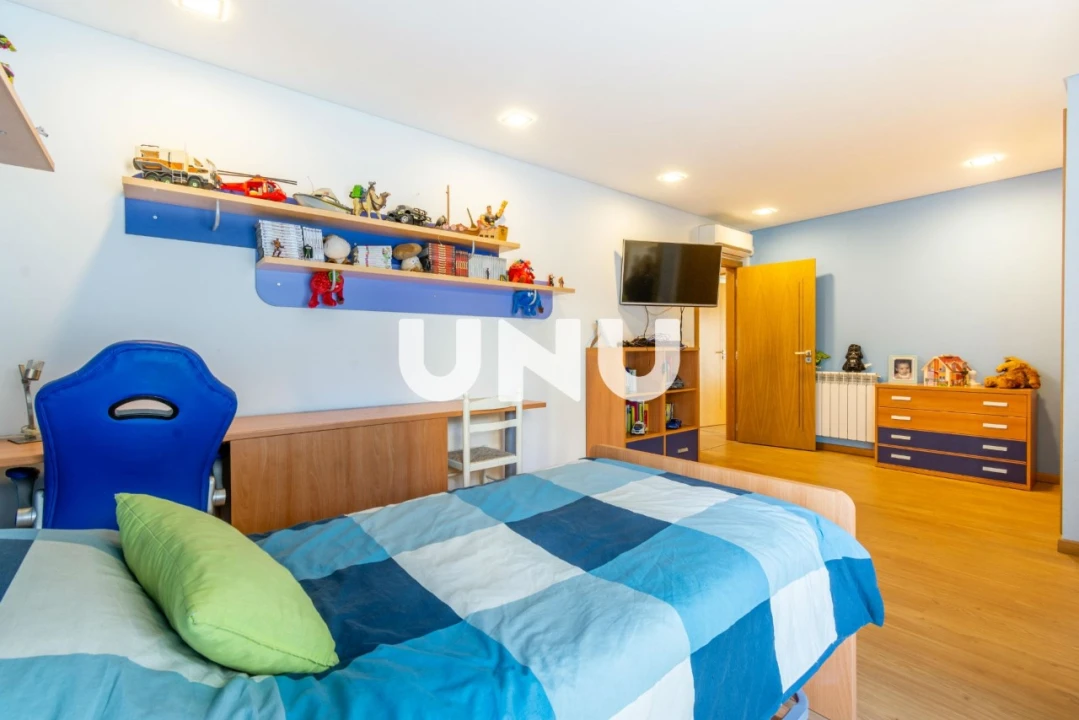 Moradia T5 para Venda em Boidobra Foto 22