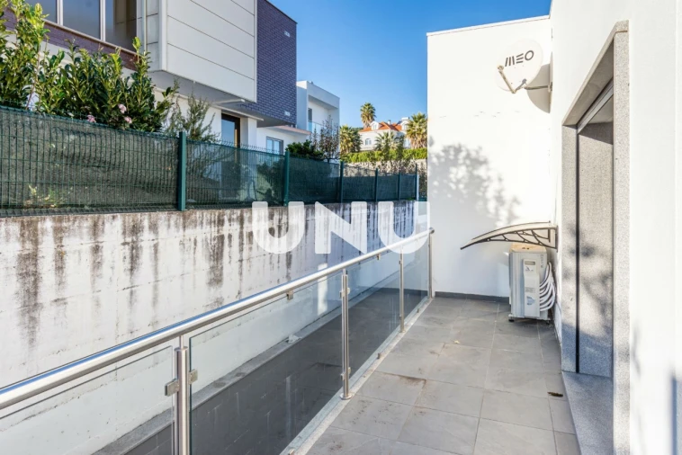 Moradia T5 para Venda em Boidobra Foto 28