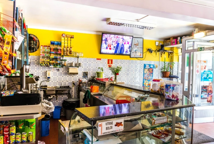 Loja para Venda em Covilhã e Canhoso Foto 14