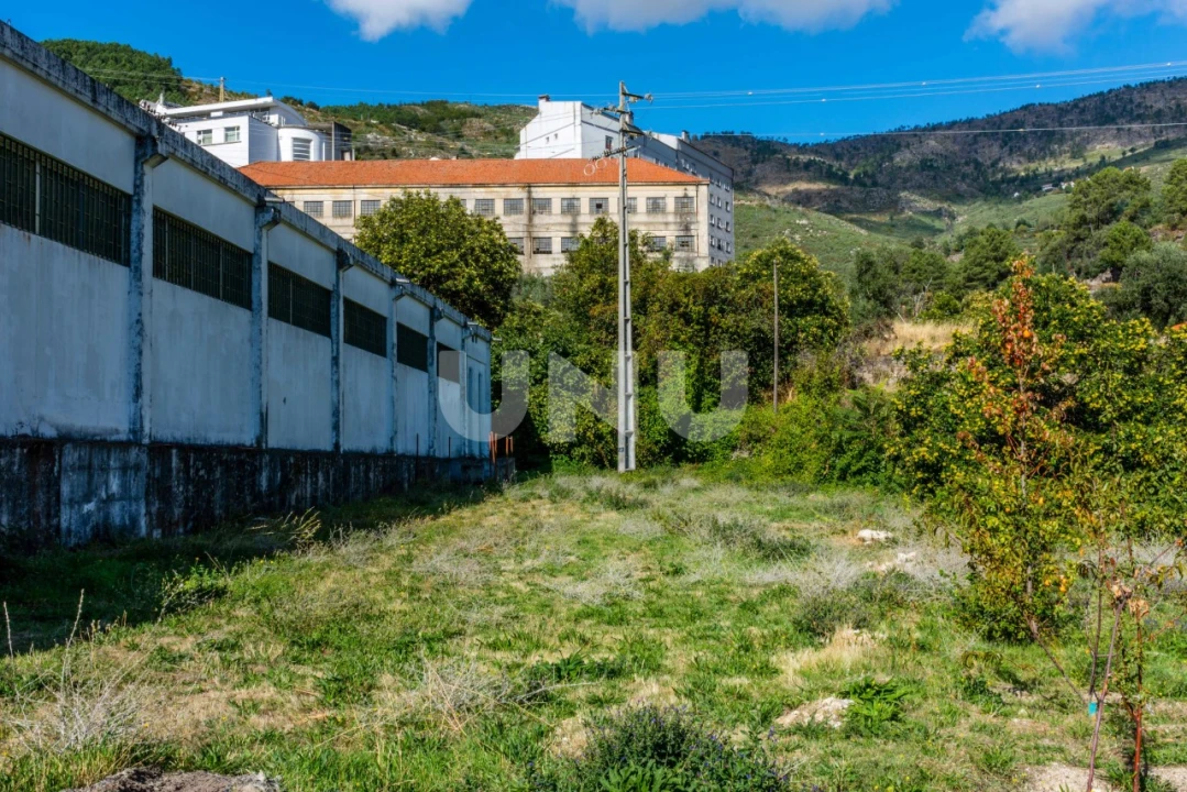 Armazém para Venda em Covilhã e Canhoso Foto 2
