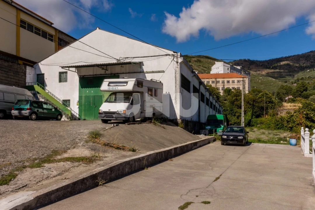 Armazém para Venda em Covilhã e Canhoso Foto 3
