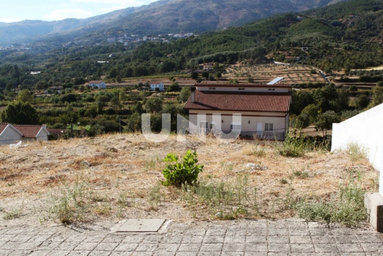 Terreno para Venda em Covilhã e Canhoso Foto 3