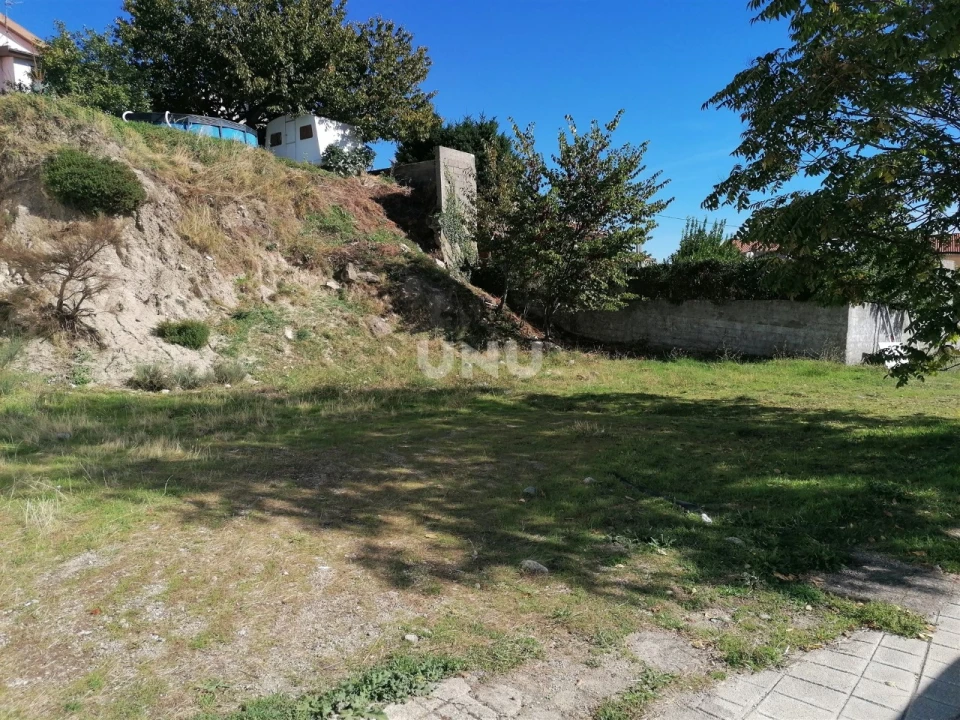 Terreno para Venda em Cantar-Galo e Vila do Carvalho Foto 2
