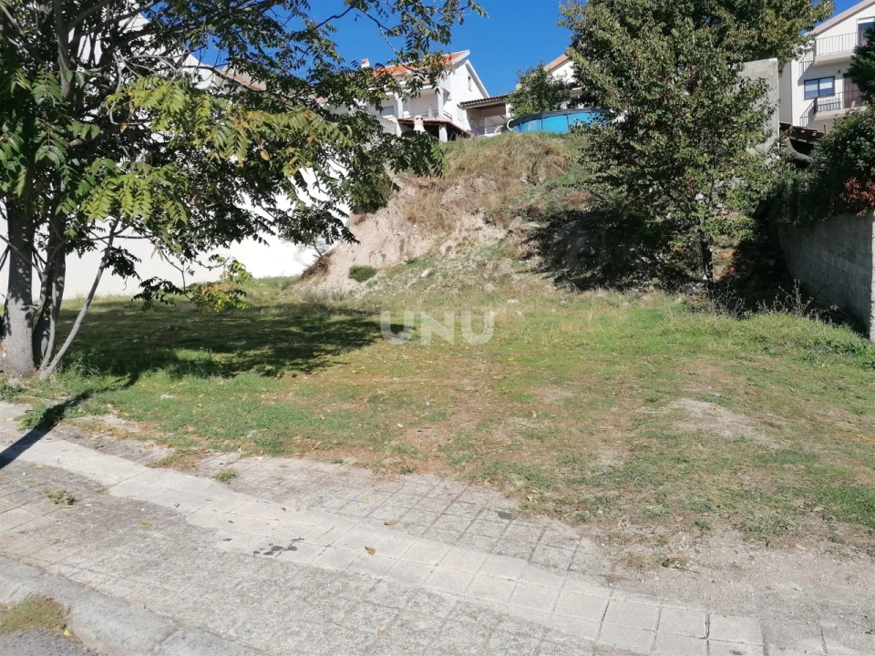 Terreno para Venda em Cantar-Galo e Vila do Carvalho Foto 3