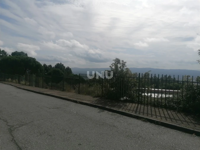 Terreno para Venda em Cantar-Galo e Vila do Carvalho Foto 4