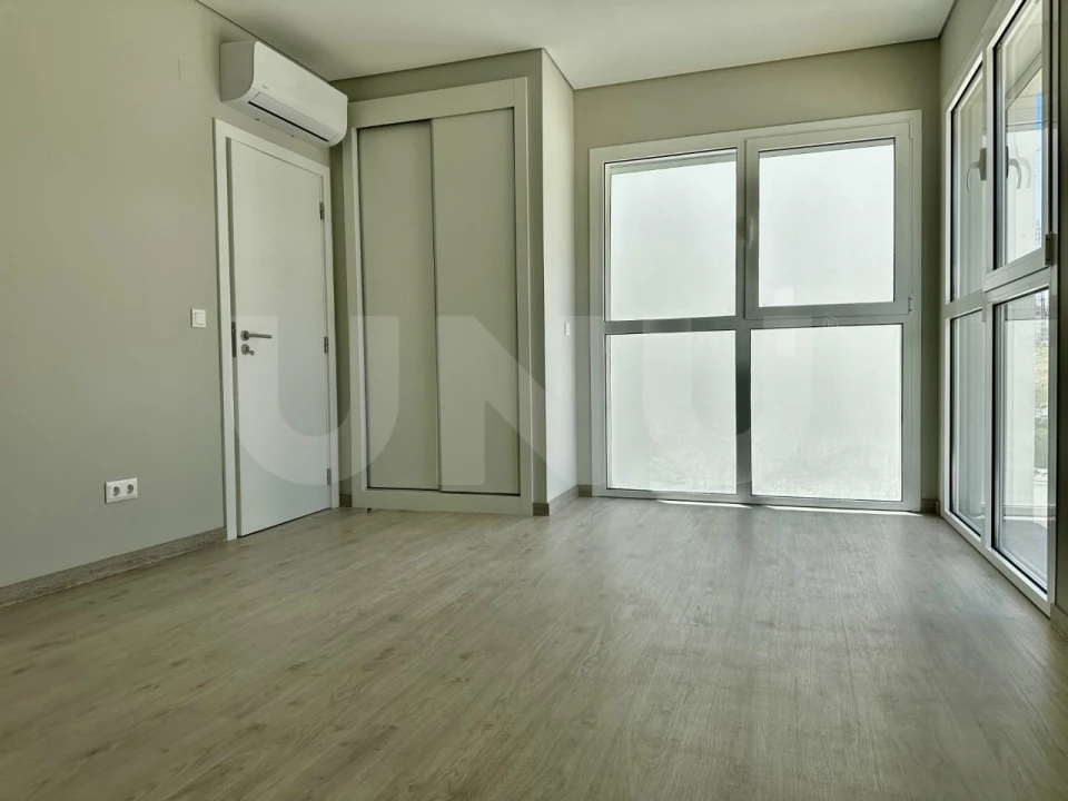 Moradia T3 para Venda em Covilhã e Canhoso Foto 24