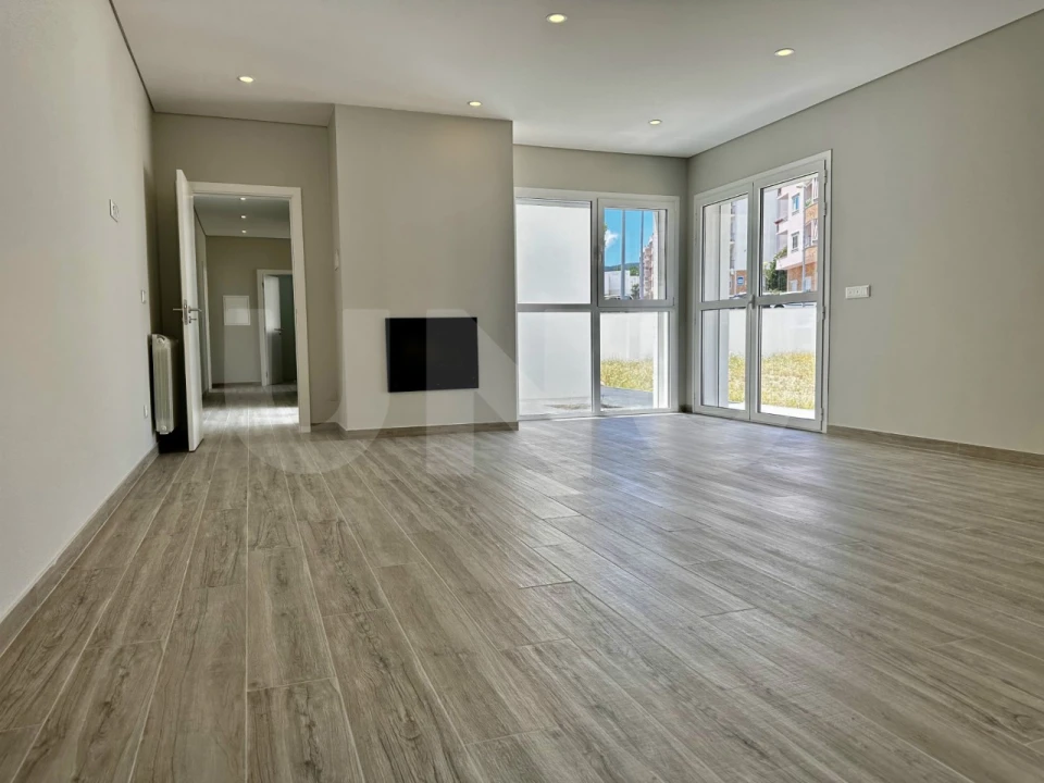 Moradia T3 para Venda em Covilhã e Canhoso Foto 4