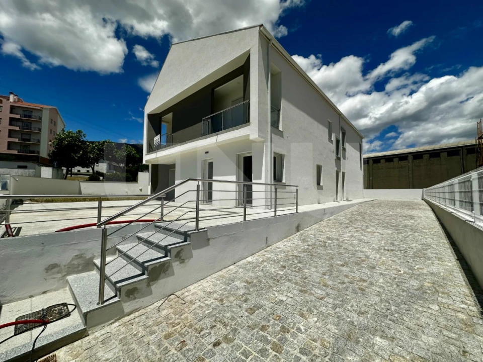 Moradia T3 para Venda em Covilhã e Canhoso Foto 44