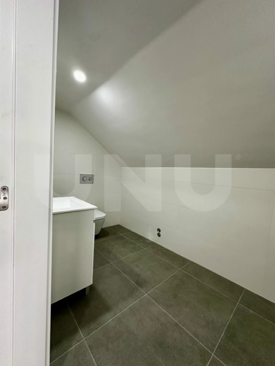 Moradia T3 para Venda em Covilhã e Canhoso Foto 34