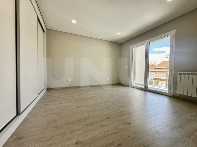 Moradia T3 para Venda em Covilhã e Canhoso Foto 19