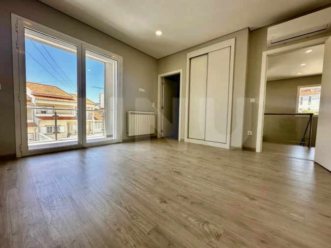 Moradia T3 para Venda em Covilhã e Canhoso Foto 18