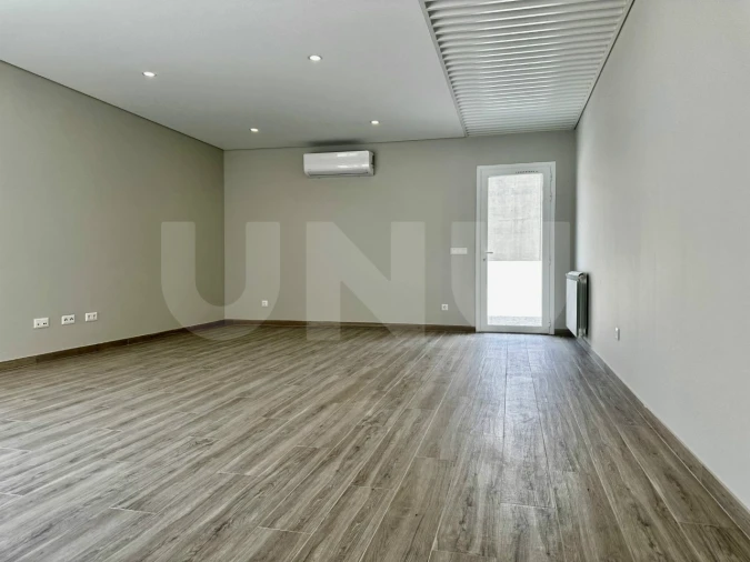 Moradia T3 para Venda em Covilhã e Canhoso Foto 6