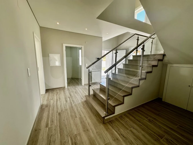 Moradia T3 para Venda em Covilhã e Canhoso Foto 13