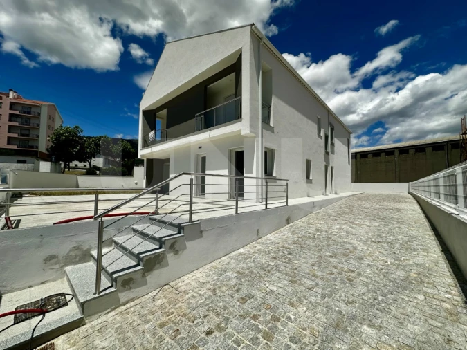 Moradia T3 para Venda em Covilhã e Canhoso Foto 44