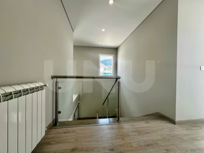 Moradia T3 para Venda em Covilhã e Canhoso Foto 17