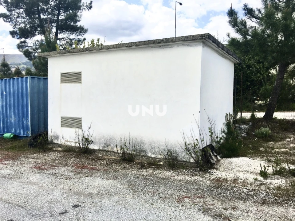 Terreno Comércio / Armazém para Venda em Covilhã e Canhoso Foto 6