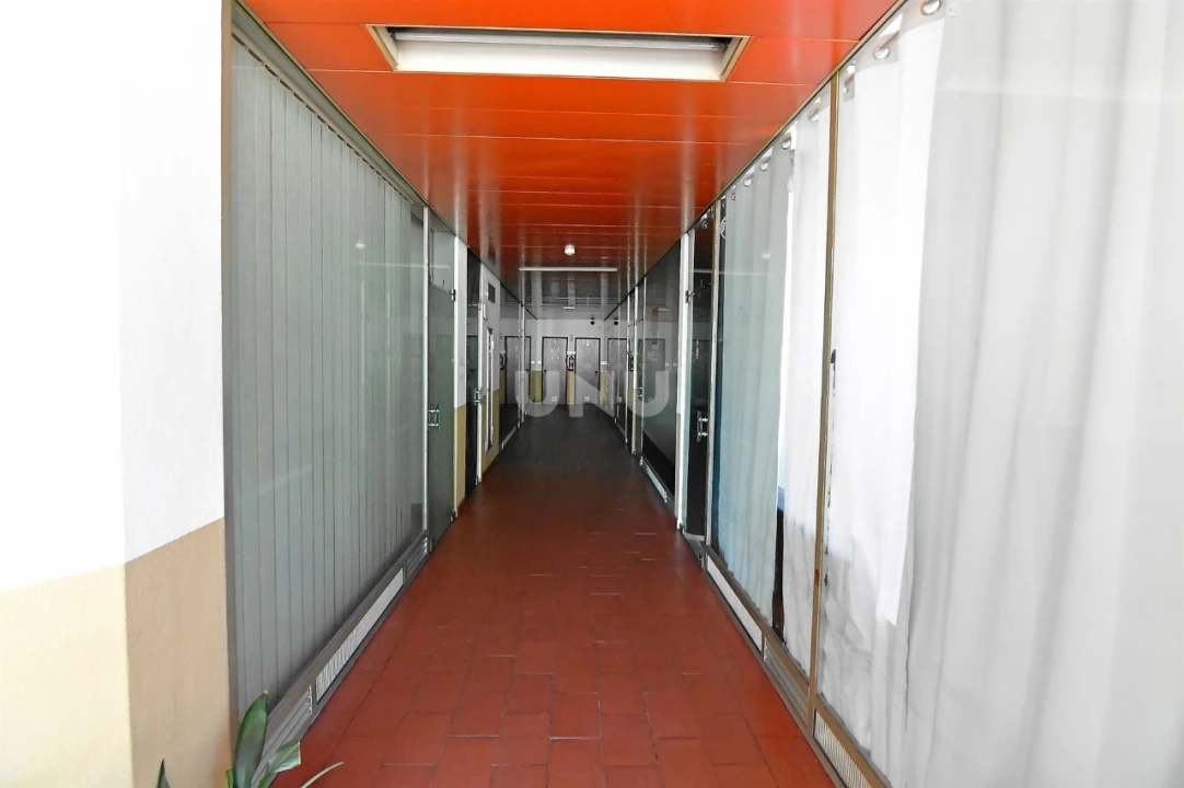 Loja para Venda em Covilhã e Canhoso Foto 4