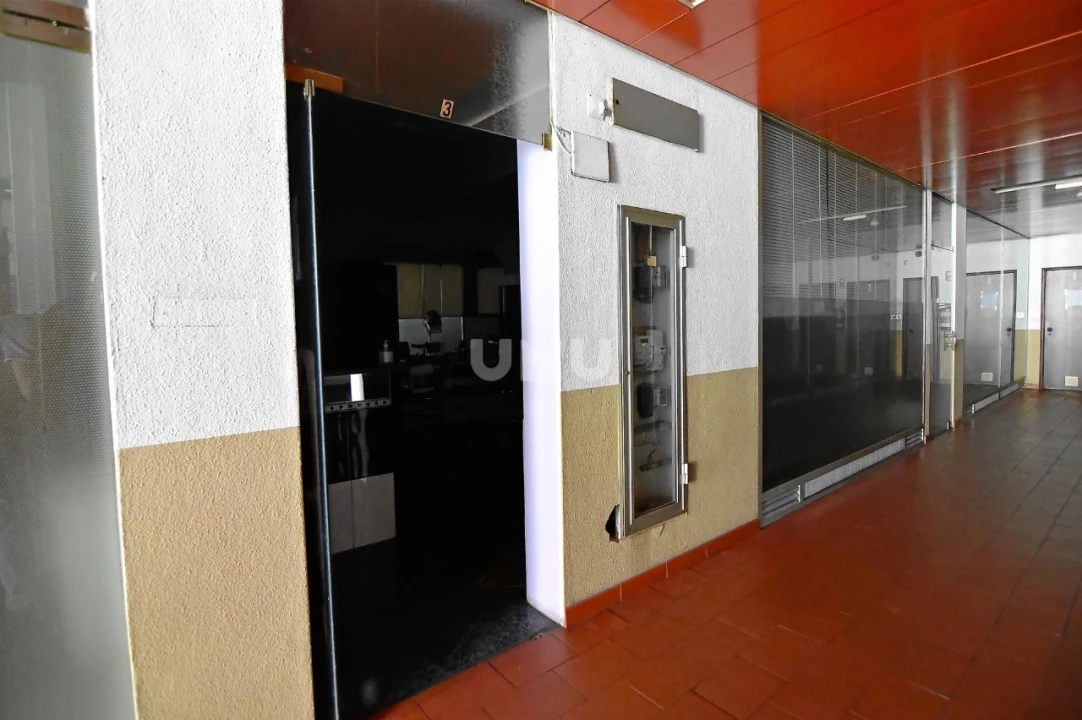 Loja para Venda em Covilhã e Canhoso Foto 5