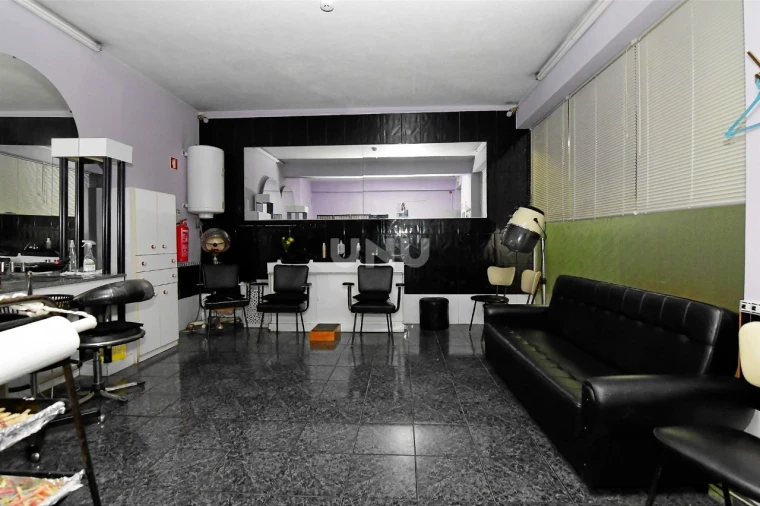 Loja para Venda em Covilhã e Canhoso Foto 9