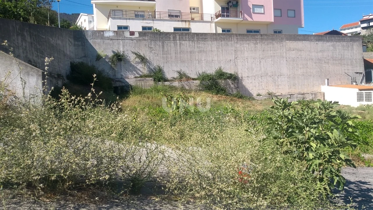 Terreno para Venda em Cantar-Galo e Vila do Carvalho Foto 3