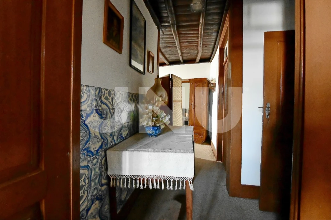 Moradia T4 para Venda em Ferro Foto 12