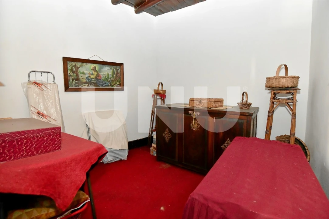 Moradia T4 para Venda em Ferro Foto 16