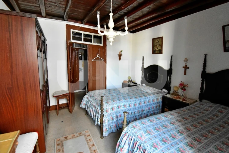 Moradia T4 para Venda em Ferro Foto 18