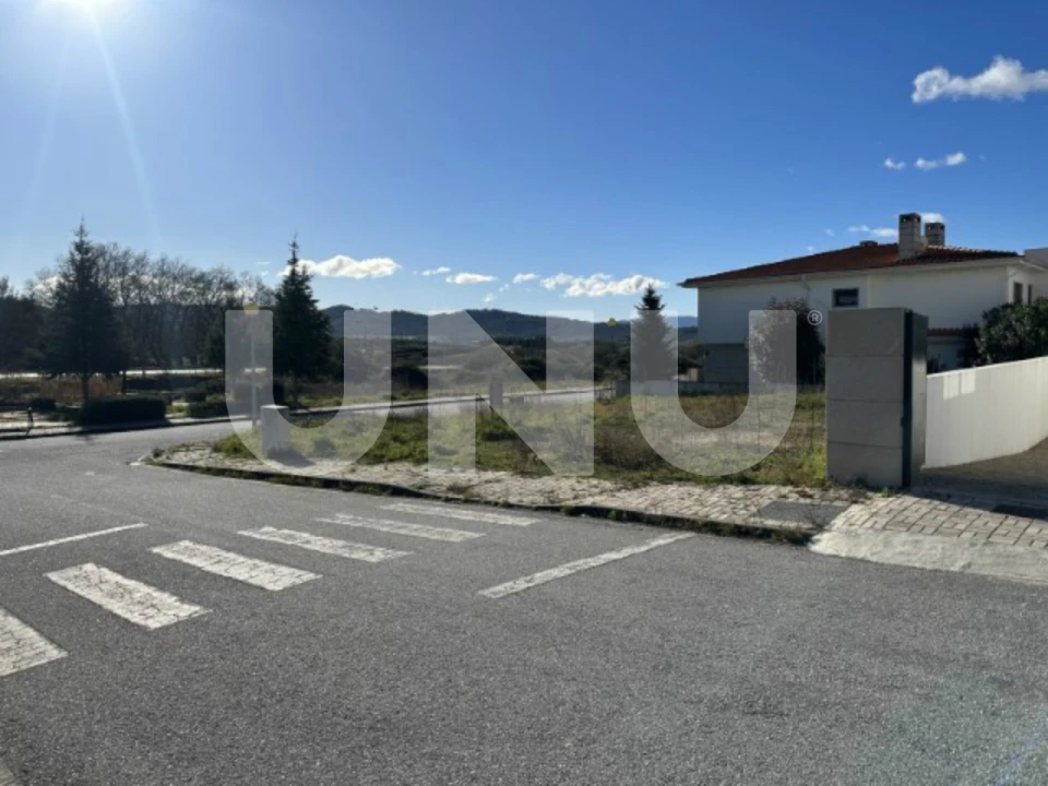 Terreno para Venda em Tortosendo Foto 5