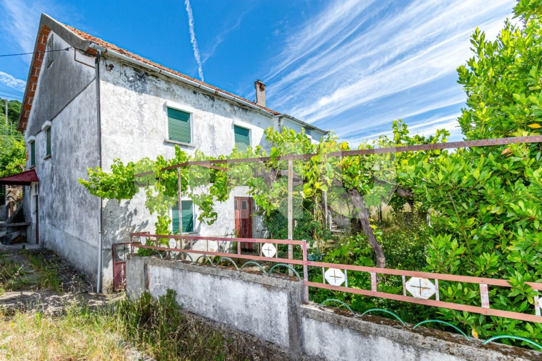 Quinta T3 para Venda em Cantar-Galo e Vila do Carvalho Foto 3
